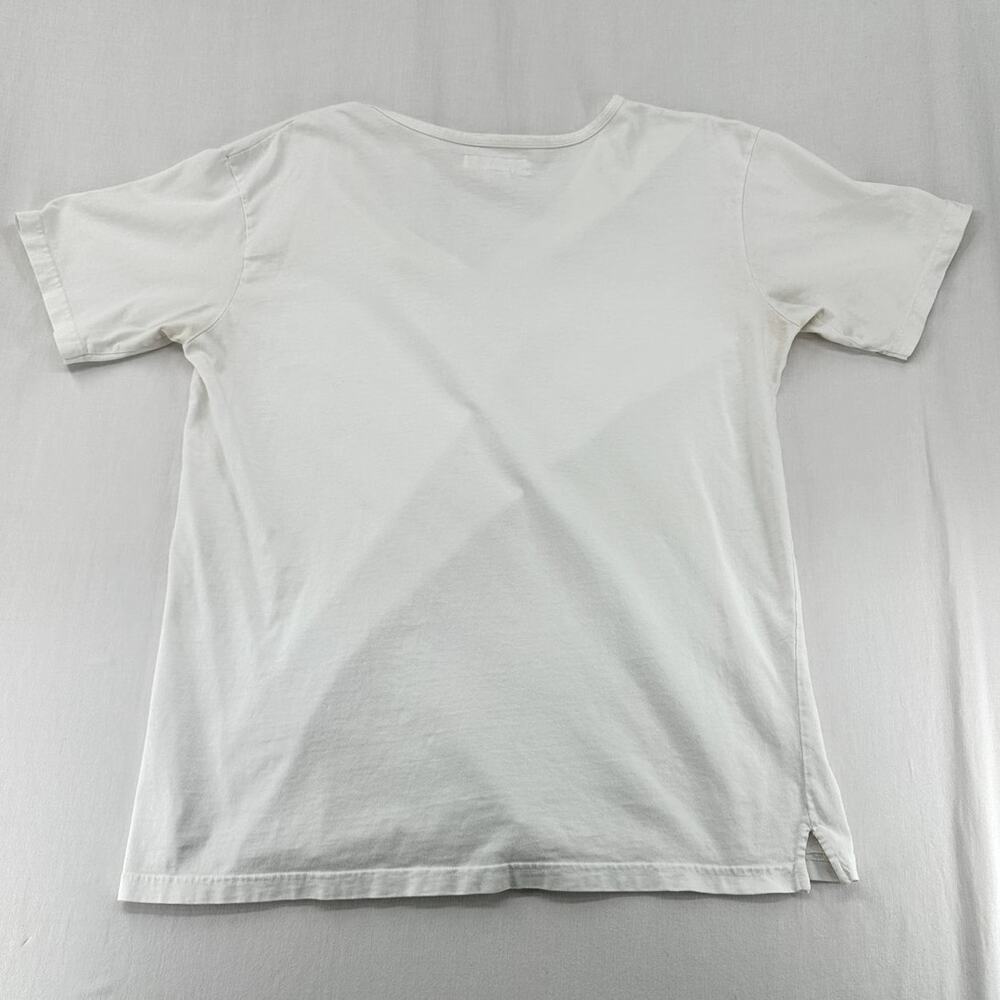 ABERCROMBIE & FITCH V-NECK SHORT SLEEVE WHITE SHIRT - Picture 4 of 4